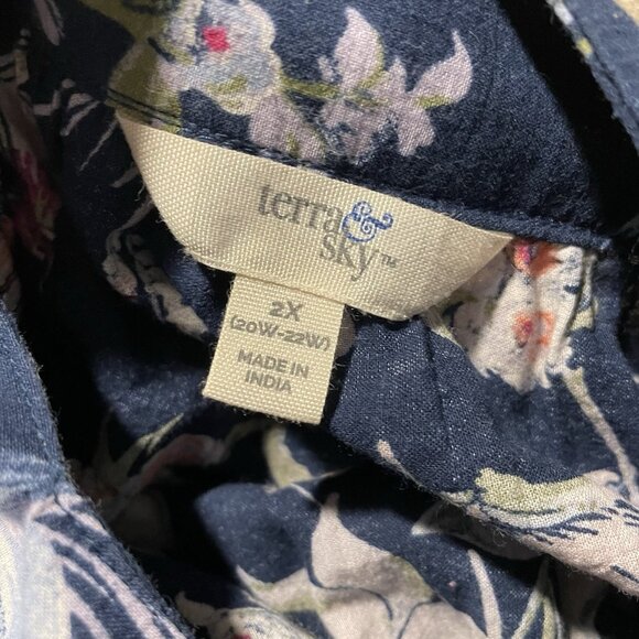 Terra & Sky Shirt Women's 2X Plus Square Neck Navy Blue Floral Tunic Blouse Top - Picture 3 of 7